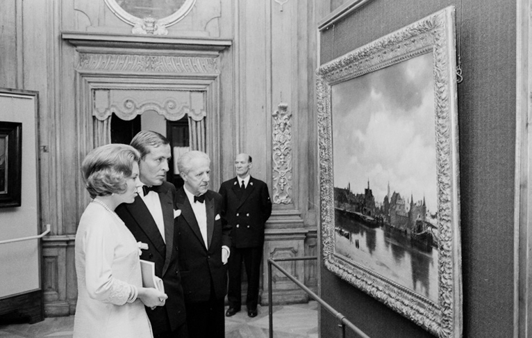 Princess Beatrix and Prince Claus in the Mauritshuis at the opening of the exhibition In the Light of Vermeer - 
Five Centuries of European Painting (The Mauritshuis - 25 June–5 September, 1966)